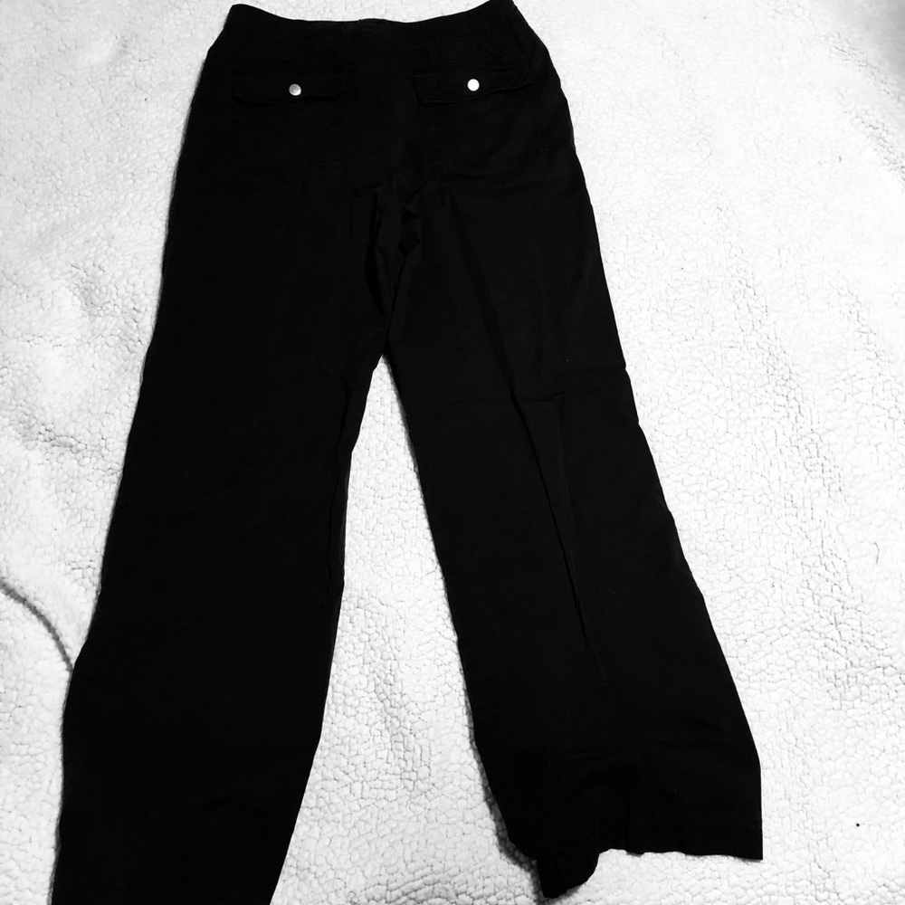 CHICO’S Ladies Sz 2 Wide leg black pant.